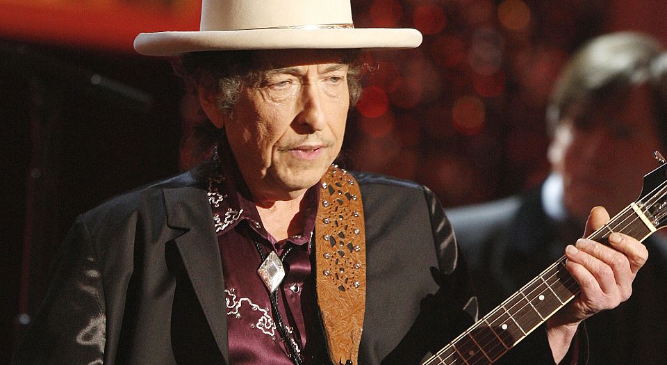 I love Bob Dylan. But he shouldn’t get the Nobel Prize