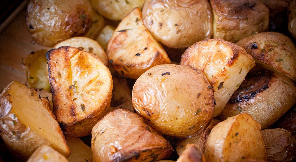 ‘No, roast potatoes don’t give you cancer’