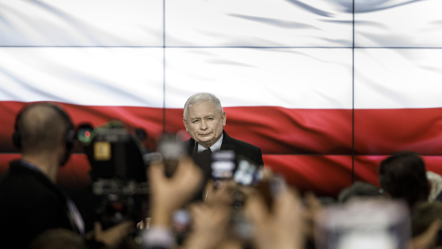 Poland and the rise of ‘red and blue’ politics