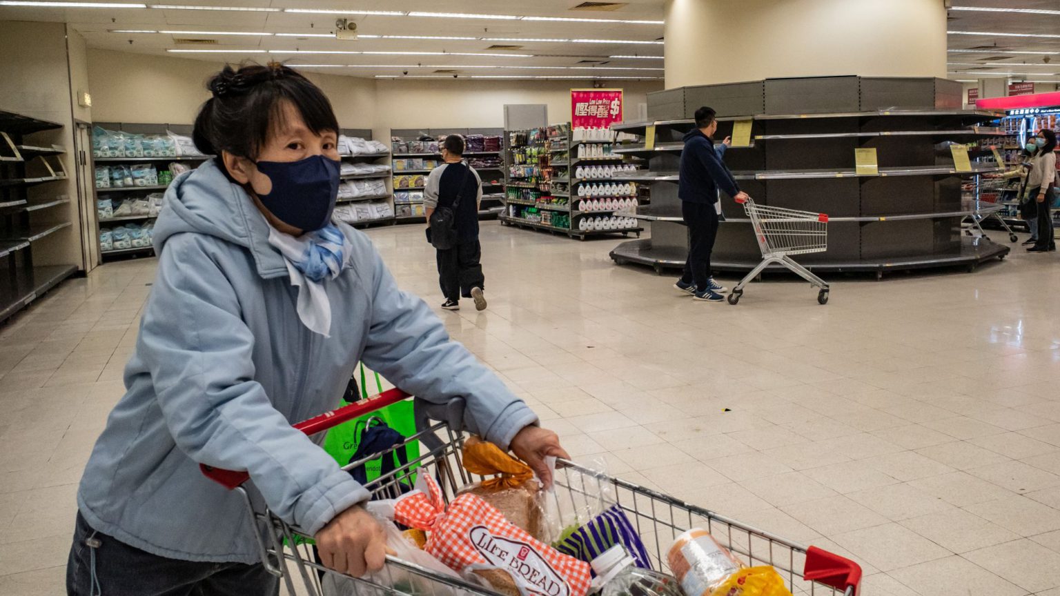 Hong Kong in the shadow of coronavirus