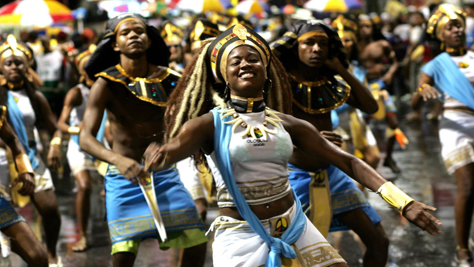 Ridicule of leaders, samba, skimpy garb at Brazil Carnival