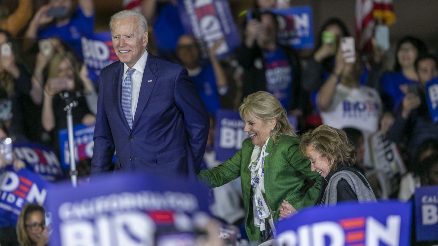 Super Tuesday: why Biden beat Bernie