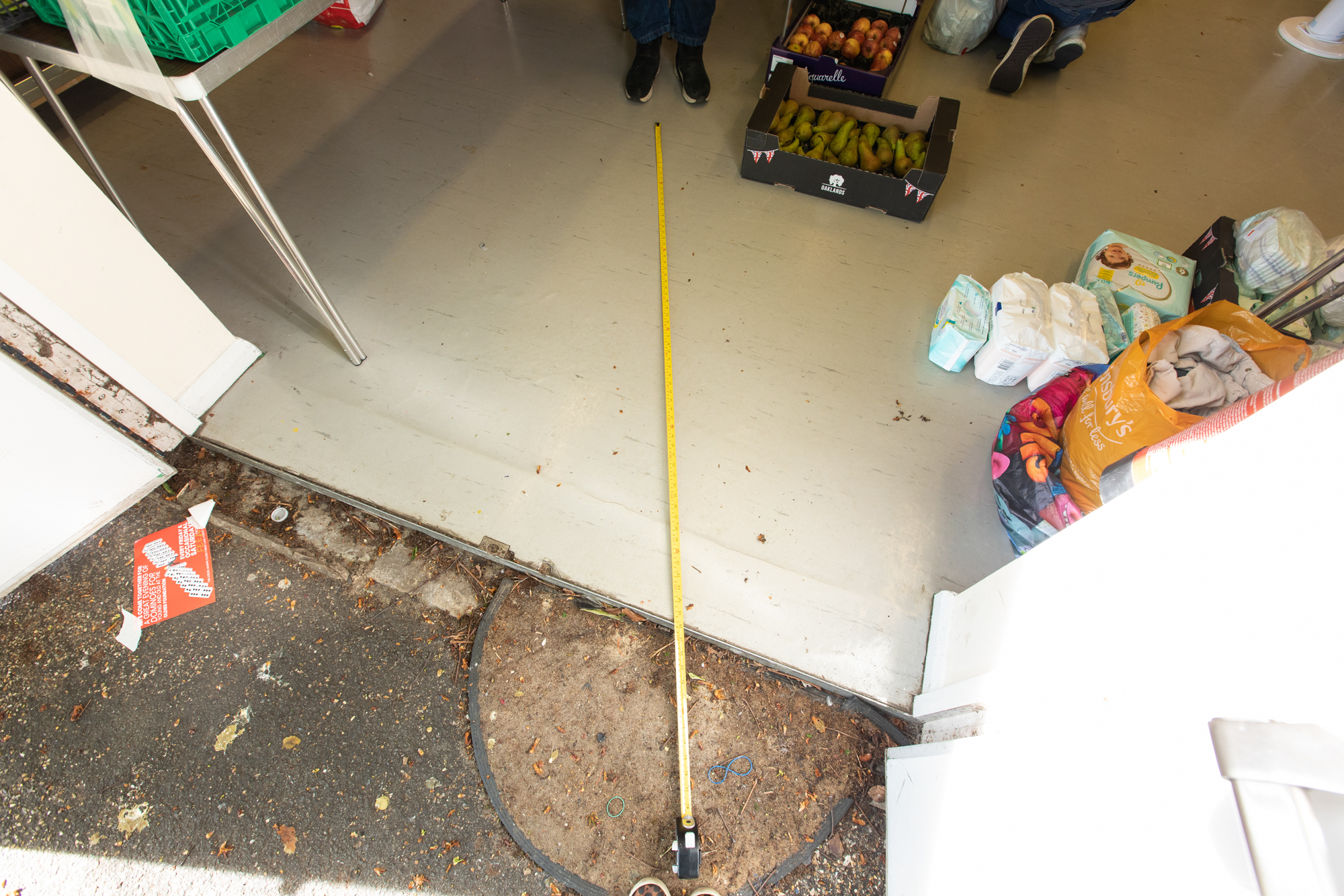<em>2 METRES</em>: life under lockdown