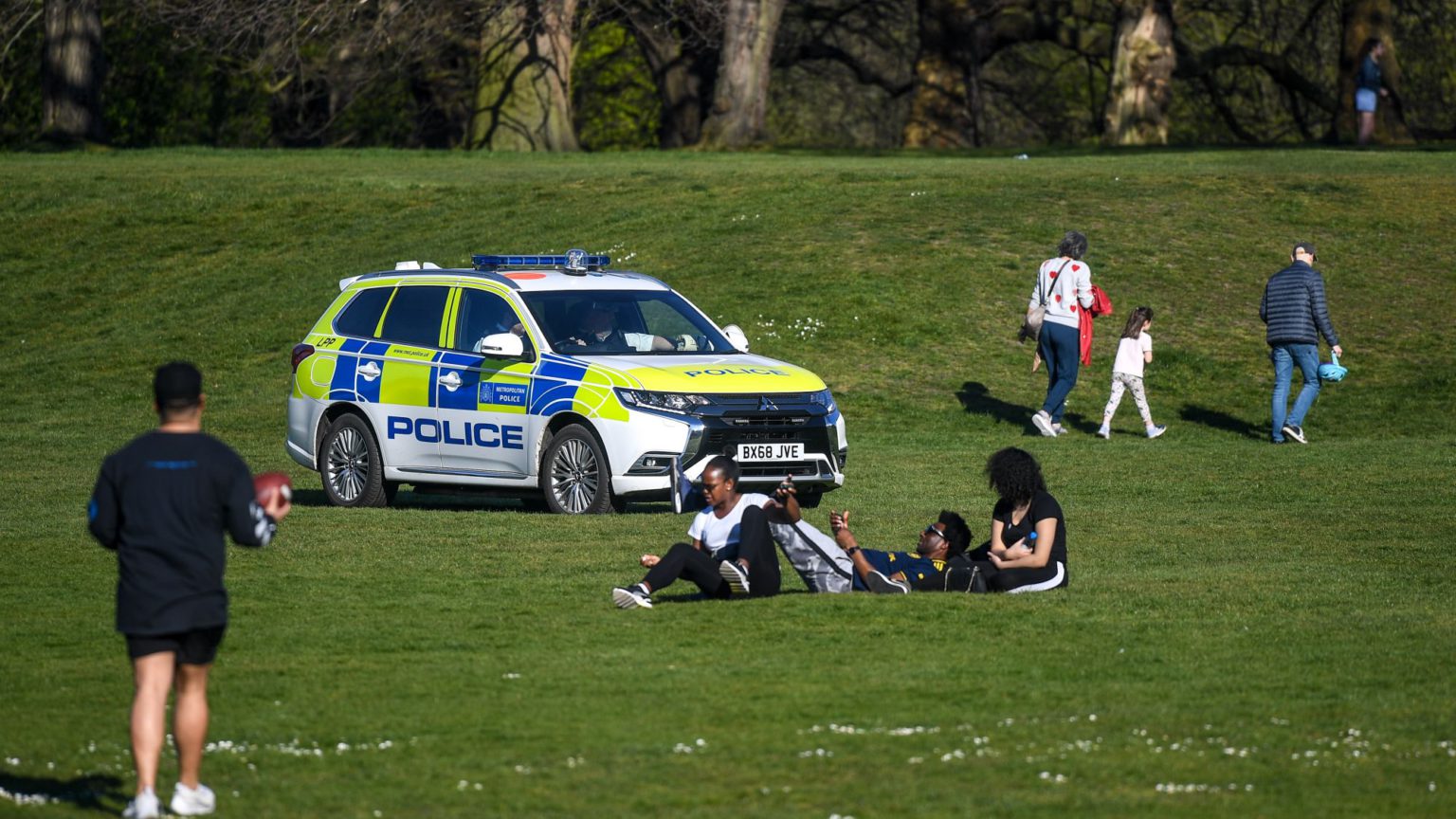 Leave the sunbathers and picnickers alone