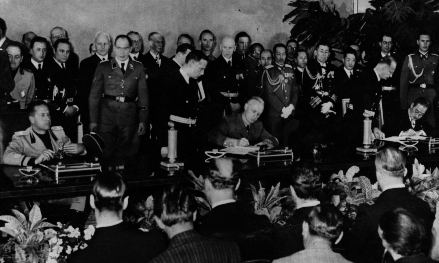 Germany, Italy and Japan sign the Tripartite Pact, September 1940