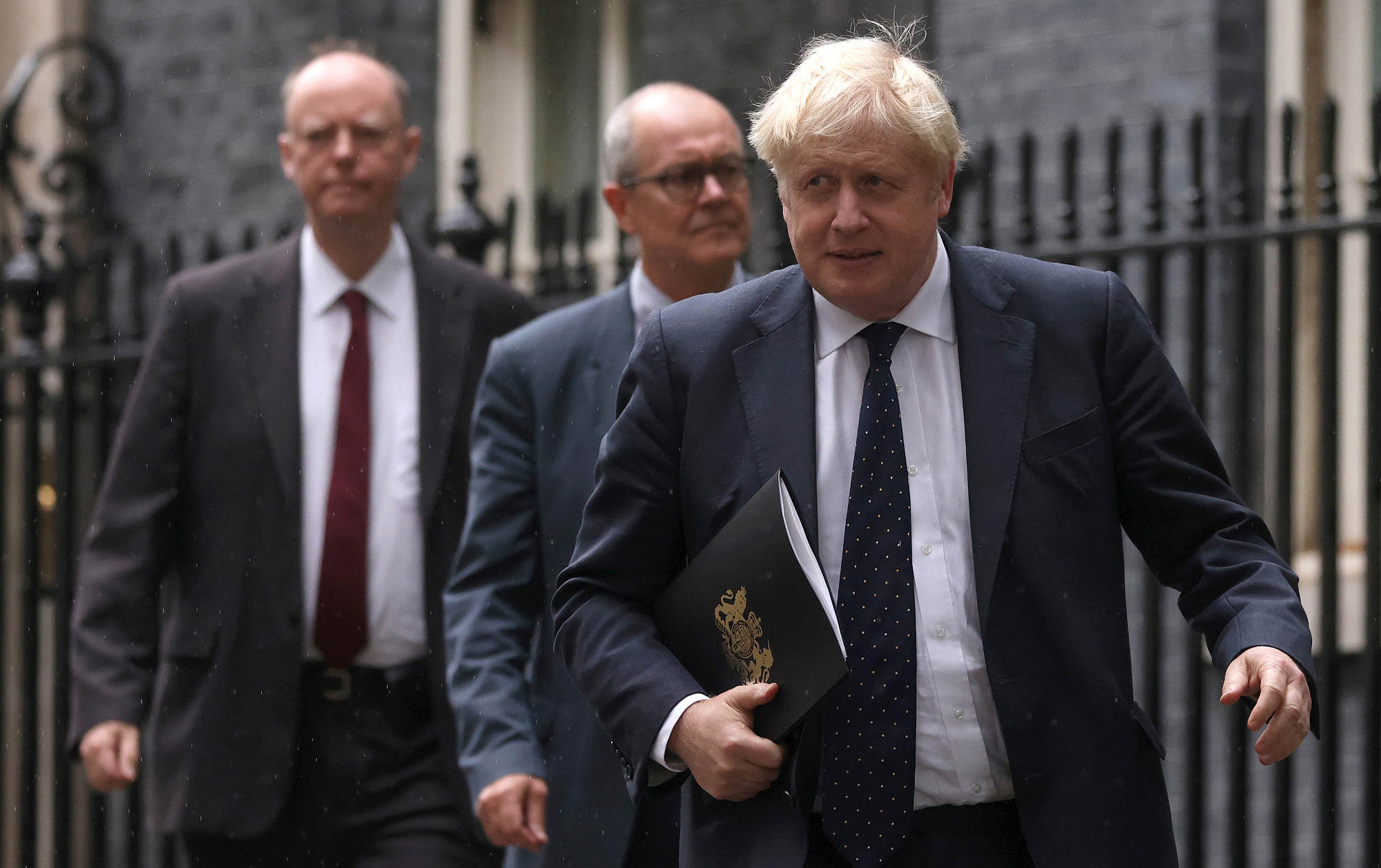Chief medical officer Chris Whitty (L), Boris Johnson and chief scientific adviser Patrick Vallance (C) outside Downing Street , 14 September 2021
