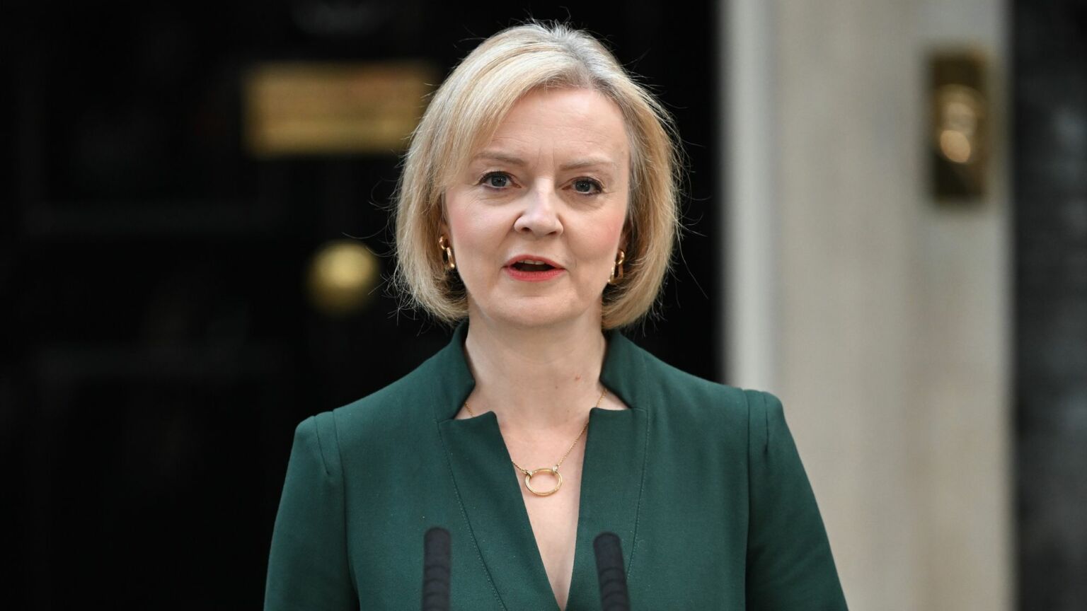 Liz Truss’s phone hack and the crisis of leadership