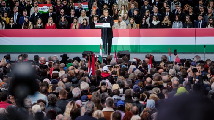 The EU wants to bring Hungary to its knees