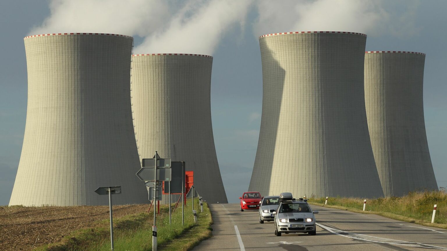 Why Britain should go big on nuclear power