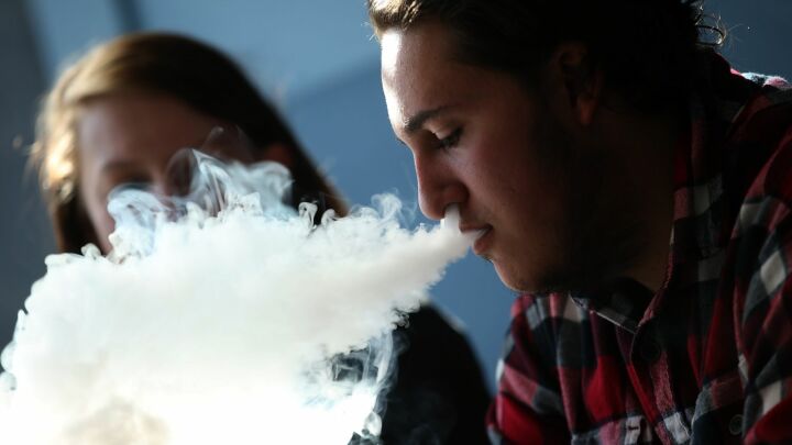 The panic over vaping is pure hysteria