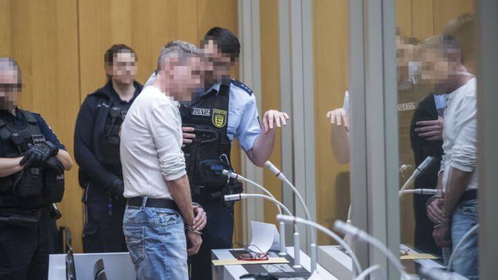 The exploitation of the <em>Reichsbürger</em> plot