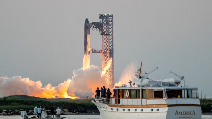 SpaceX’s giant robotic leap for mankind