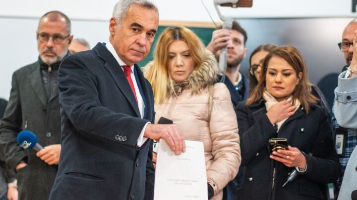 The cancellation of Romanian democracy