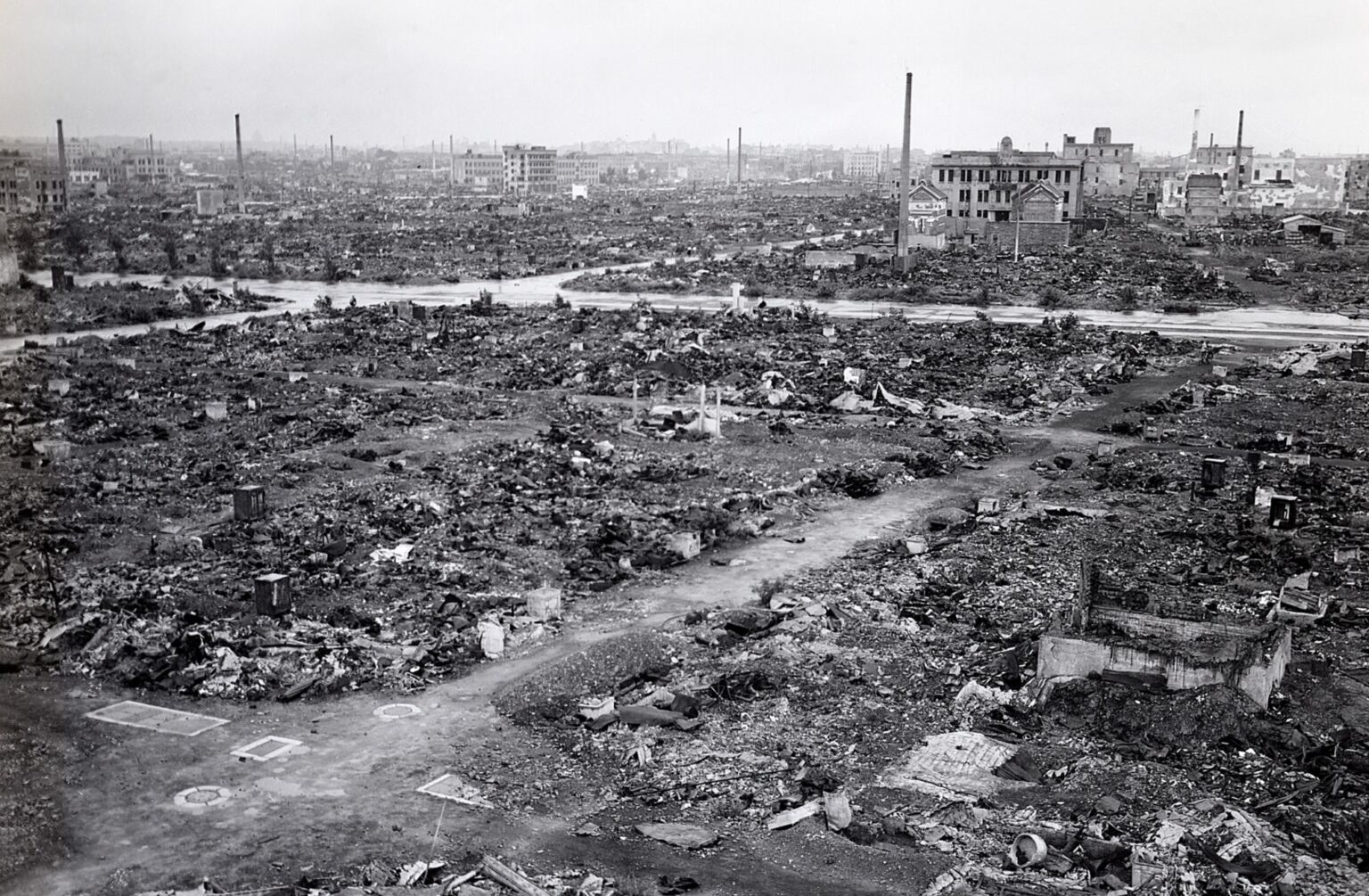 Tokyo in ruins after US Air Force air raids, March 1945