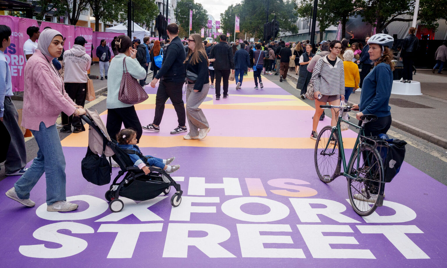 A pedestrianisation trial day on Oxford Street, 21 September 2025.