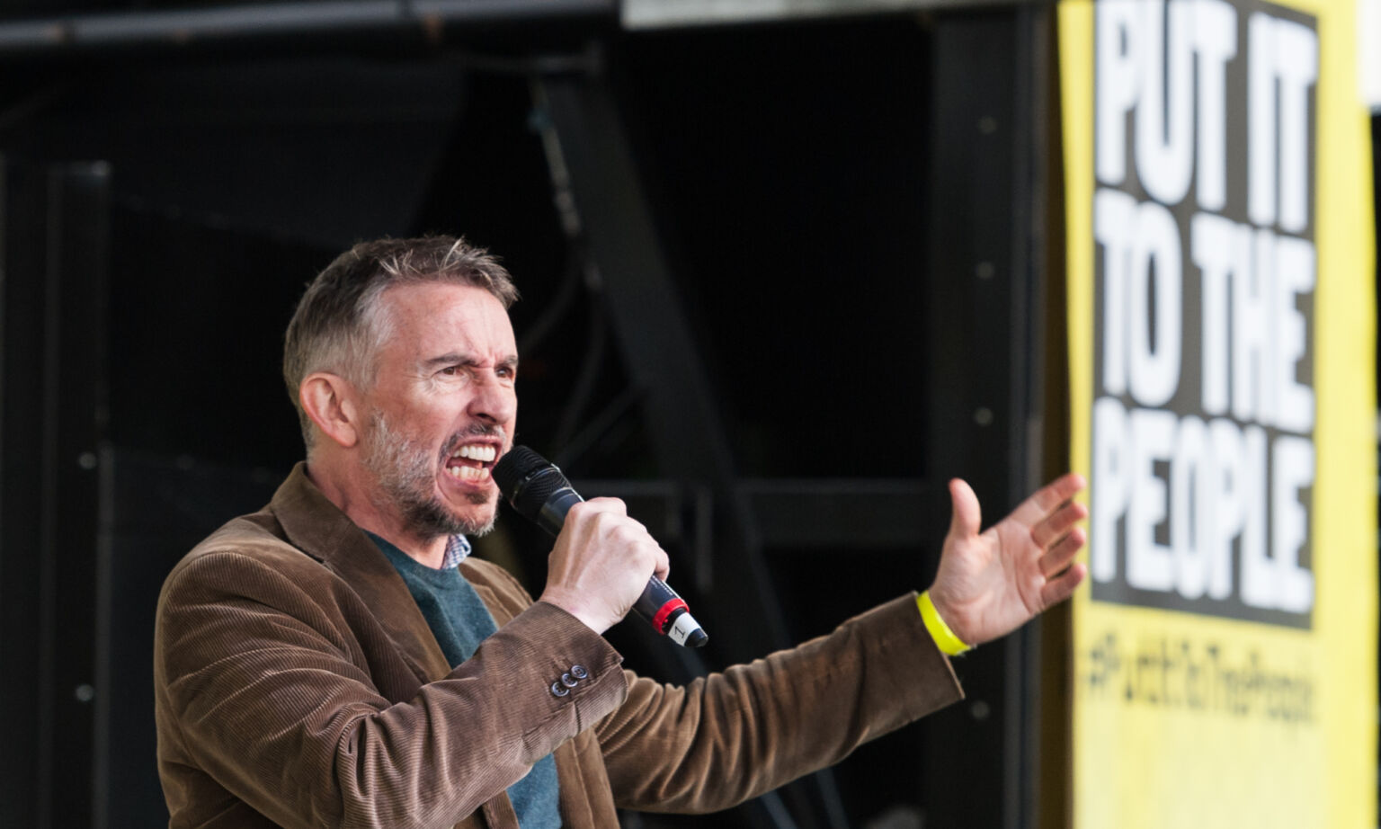 Steve Coogan speaks at an anti-Brexit rally in Parliament Square, 23 March 2019 