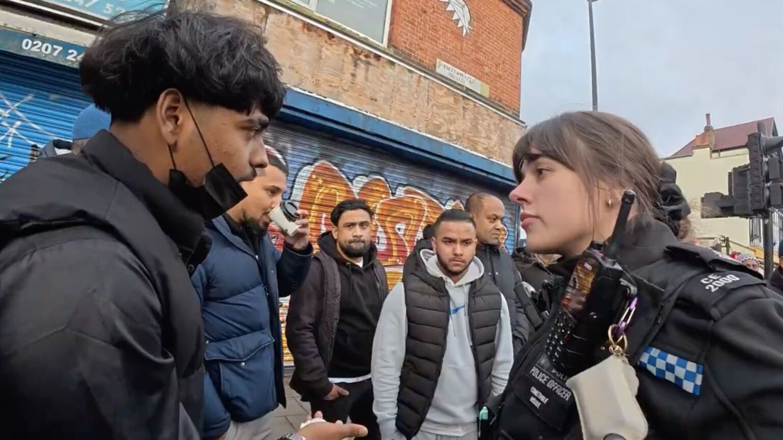 Finally, a police officer has stood up to Islamic sectarian bigots