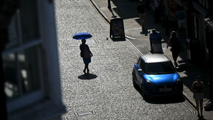 Britain’s heatwave response was straight from the Covid playbook