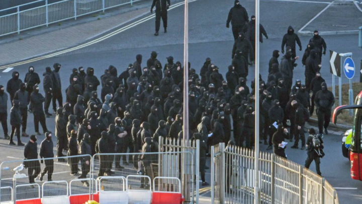 Portsmouth, Dover and the fury of the masses